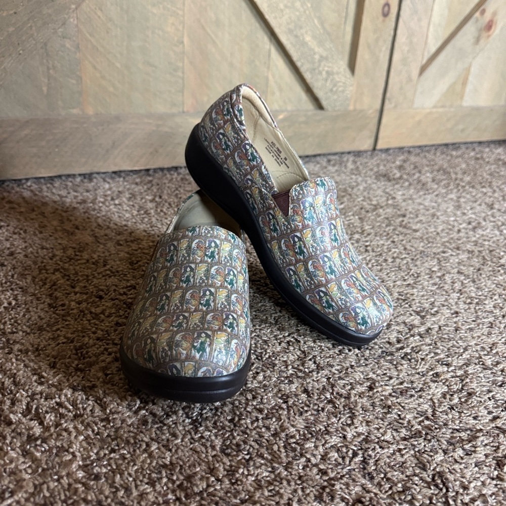 Algeria Keli Love You Mucha shoes with all over print Size 39 = Size 9 - Picture 8 of 16